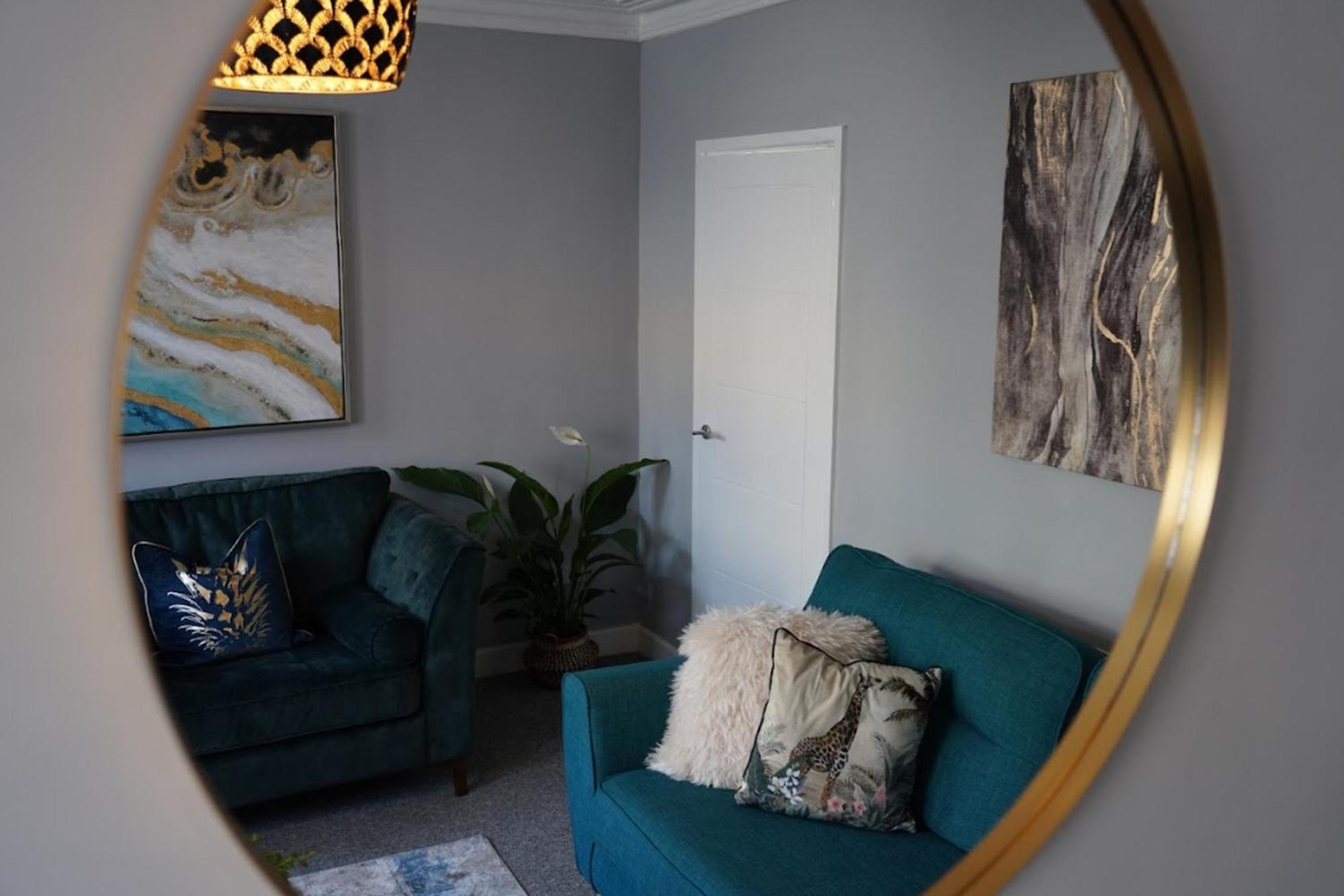 Castle Boulevard - 3 Bedrooms Sleeps 5, Free Parking & Wifi - Close To Centre, & Hospital Appartamento