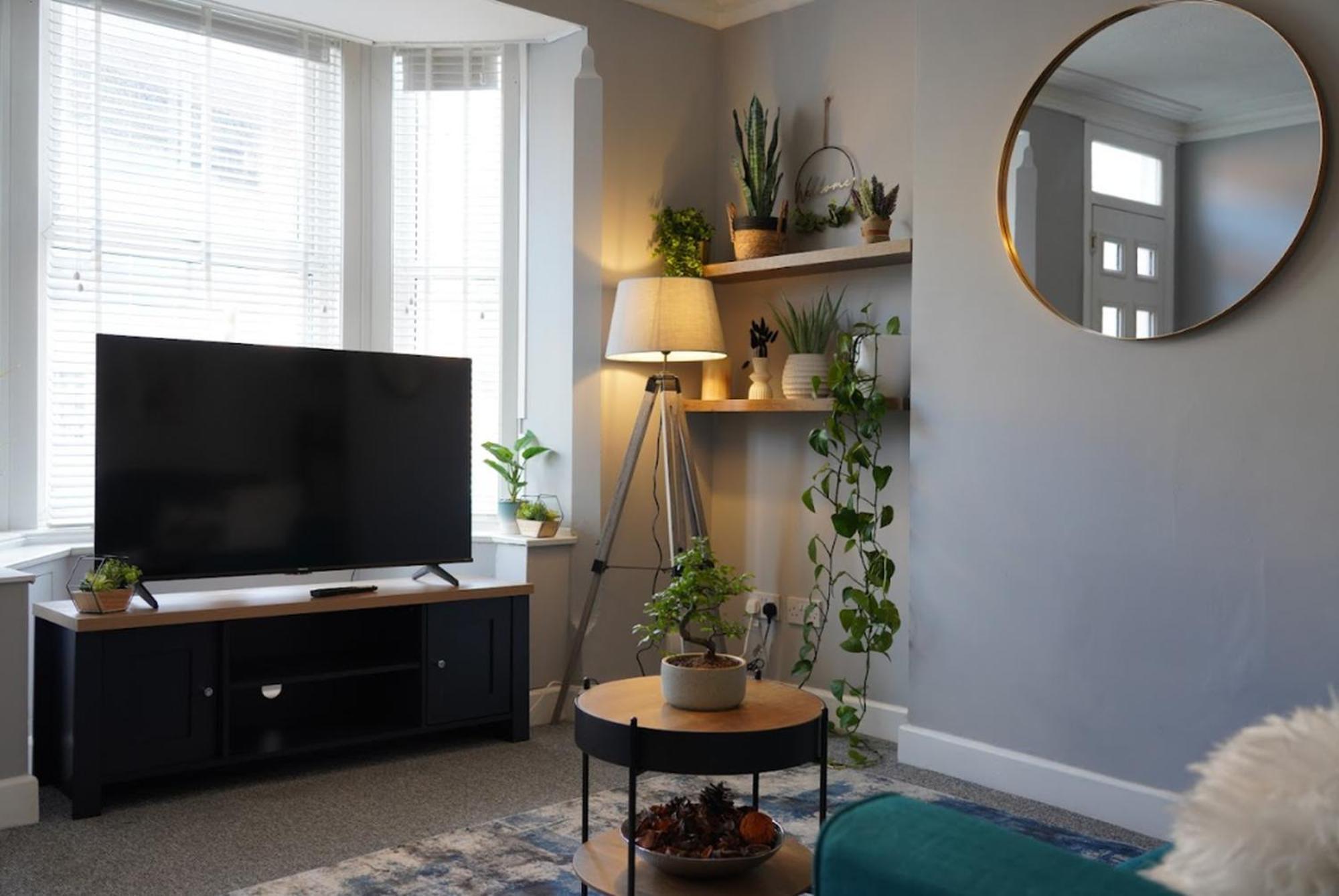Appartamento Castle Boulevard - 3 Bedrooms Sleeps 5, Free Parking & Wifi - Close To Centre, & Hospital