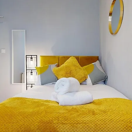 Castle Boulevard Nottingham - 3 Bedrooms Sleeps 5, Free Parking & Wifi - Close To City Centre, University & Hospital Esterno foto